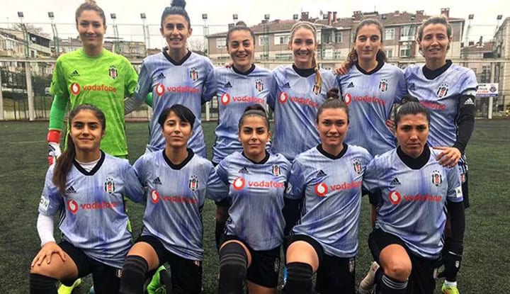 Kadın Futbol Takımı'ndan 5 gollü galibiyet