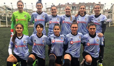 Kadın Futbol Takımı'ndan 5 gollü galibiyet