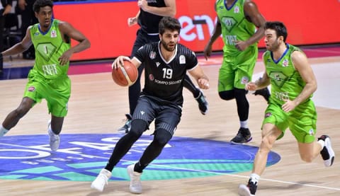 Beşiktaş Sompo Sigorta, Tofaş deplasmanında mağlup