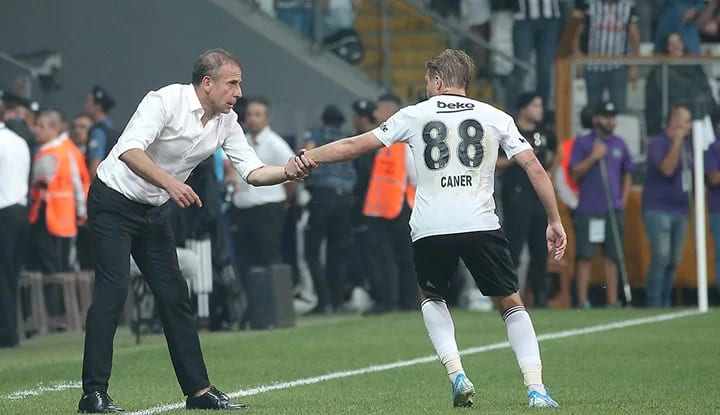 Beşiktaş'ta Abdullah Avcı'dan sürpriz plan! Maç saatinde karar verecek!