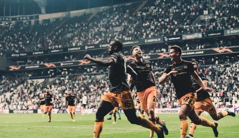 Wolverhampton'dan 'Come to Beşiktaş' göndermesi!