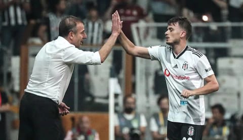 "Abdullah Avcı, Başakşehir'de Avrupa'da kötü giderken unutuldu, gitti ama Beşiktaş'ta..."