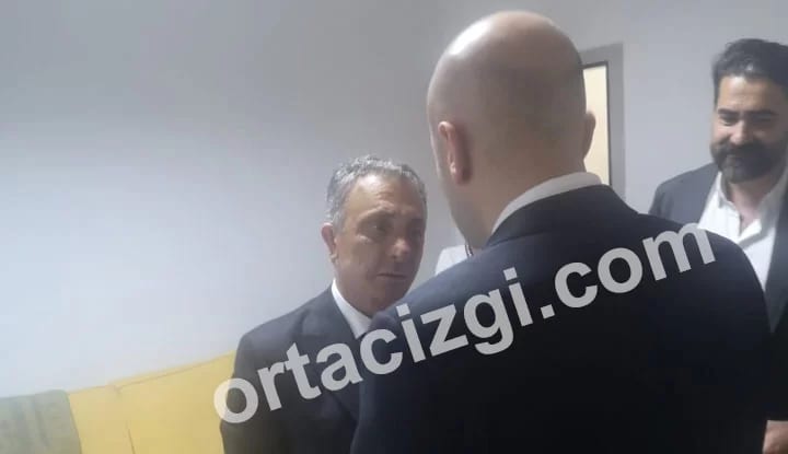 Hüseyin Yücel'den Ahmet Nur Çebi'ye tebrik!