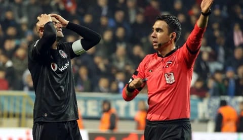"O golün asistini sen yaptın, eyyy Arda Kardeşler!"