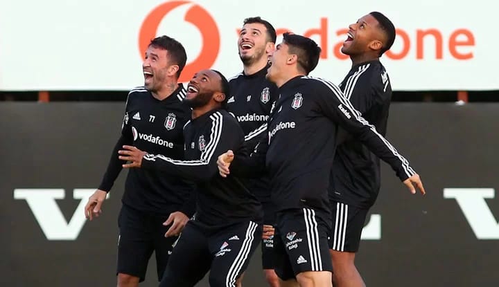 Beşiktaş'ta Gökhan Gönül'e özel görev!