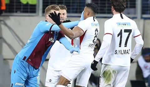 Sörloth'a verilen ceza açıklandı!