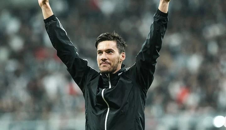 Beşiktaş'ta forvet transferinde Umut Nayir sürprizi