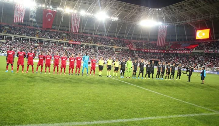 Beşiktaş, ligin açılış haftasında ilk kez...