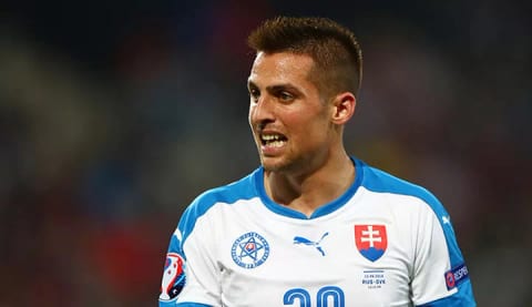 Yunan basını yazdı! Beşiktaş Slovak oyuncu Mak ile görüşmelere başladı!
