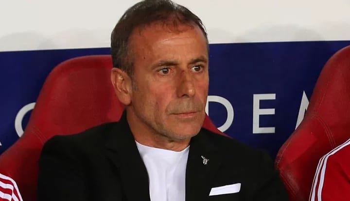 Abdullah Avcı, mağlubiyetin analizini yaptı! "Beşiktaş formasını hissettiren..."