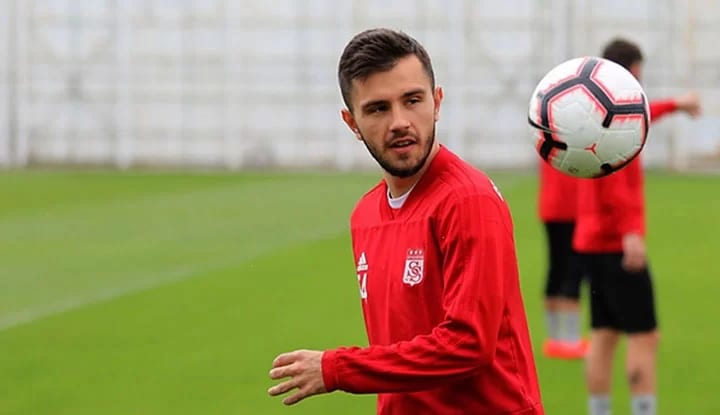 Emre Kılınç'tan flaş transfer sözleri! "Beşiktaş’a gitmek istiyorum"
