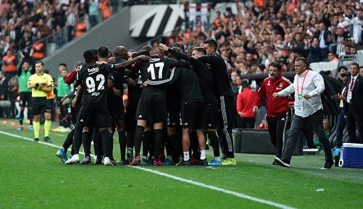 Beşiktaş'ta teknoloji devrede! İlk 7 haftanın analizi çıkarıldı!