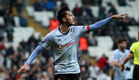 Umut Nayir, Beşiktaş'ı 3 kulvarda şampiyon yaptı! Abdullah Avcı'ya mesaj gönderdi!