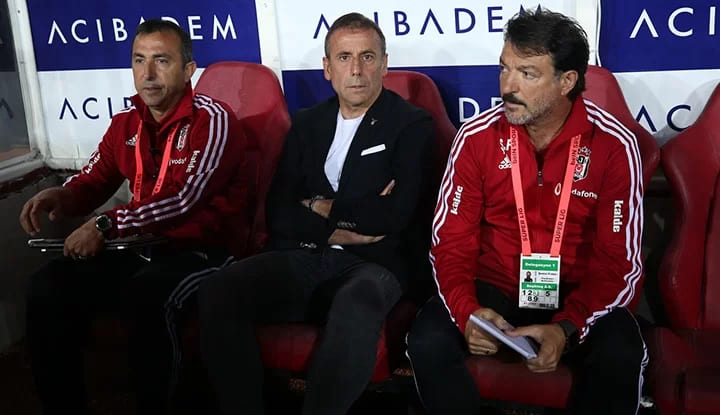 Beşiktaş'ta Abdullah Avcı’ya izin yok