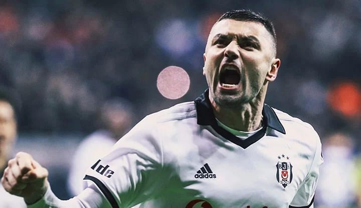 Beşiktaş'ta Burak Yılmaz gelişmesi! İşte detaylar...