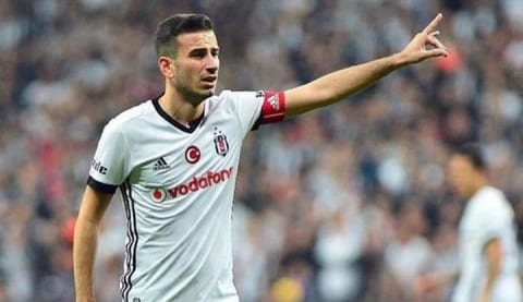 Yeni Malatyaspor ve Konyaspor, Oğuzhan Özyakup için ısrarcı