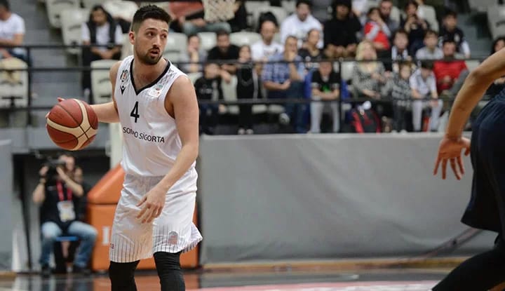 "Beşiktaş, şampiyonluğun güçlü bir adayı olur"
