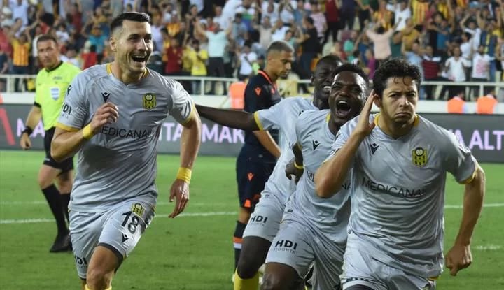 Adis Jahovic’ten flaş sözler! "Guilherme Beşiktaş'ta banko olur"