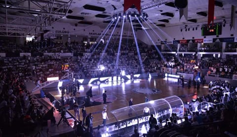 Akatlar Spor Kompleksi yenileniyor!