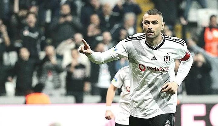 Burak, Gökhan ve Atiba arkadaşlarını derbiye motive etti! "Yaptık yine yaparız..."