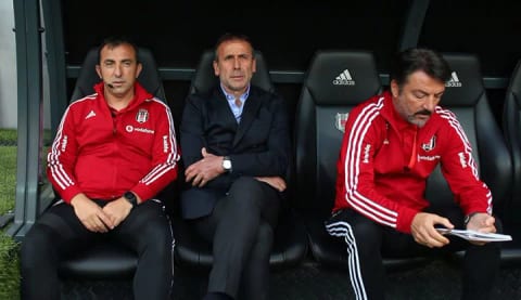Beşiktaş'ta teknik ekibe yeni isim! Abdullah Avcı önerdi!