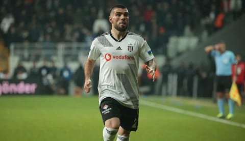 Rebocho, rest çekti!