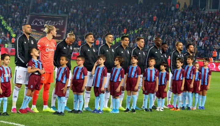"Bir takım bu denli etkisiz oyuncuyu nasıl bir araya getirebilir?"