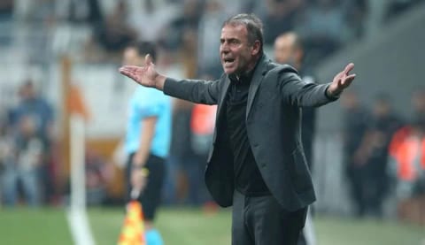 Beşiktaş'ta Abdullah Avcı'dan sert tepki! İşte o açıklamalar...