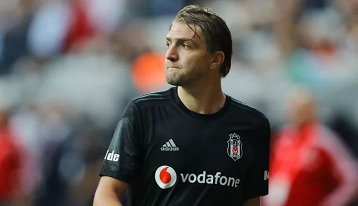 Beşiktaş'ta Caner Erkin üzgün ama vazgeçmiyor!