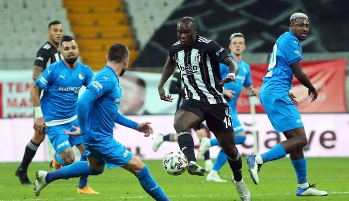 Aboubakar golü attı, tribünde o isme koştu!