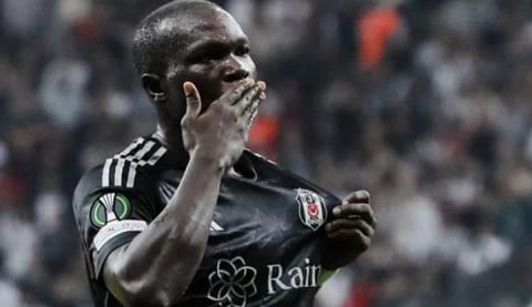 Aboubakar sahada konuşacak!