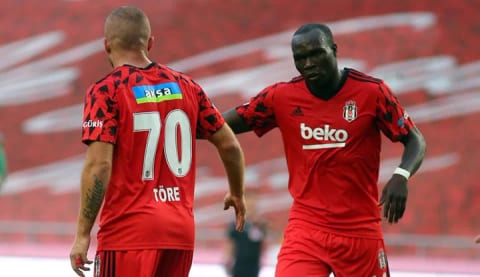 Aboubakar ve Gökhan Töre, ilk 11'e!