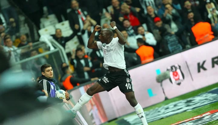 Aboubakar'dan maç sonu açıklamaları! "Her maçta yüzde 100 takım ruhunu göstereceğiz"