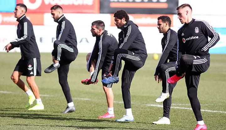Beşiktaş'ın Ç.Rizespor kafilesi belli oldu!