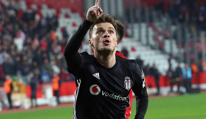 Adem Ljajic'i transfer listesine aldılar!