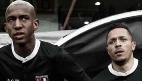 Adriano'dan Instagram canlı yayınında Talisca'ya Beşiktaş mesajı