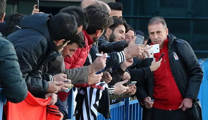 Abdullah Avcı'dan flaş sözler! "Beşiktaş forması, ağır bir formadır; bugün itibariyle..."