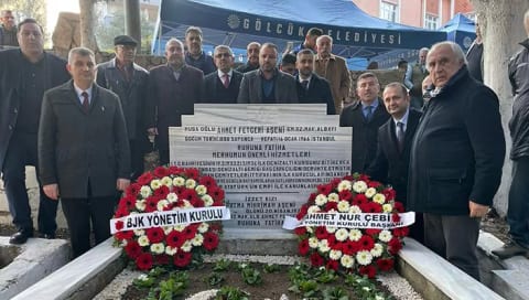 Ahmet Fetgeri Aşeni kabri başında anıldı!