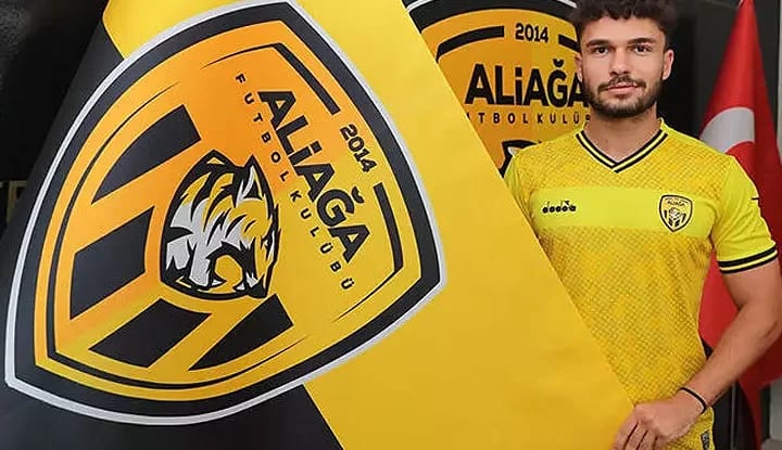 Ahmet Gülay, Aliağa FK'ya transfer oldu!