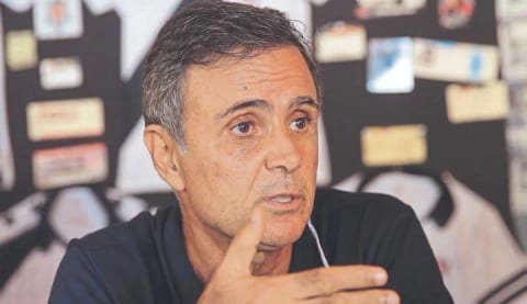 "Ahmet Nur Çebi’de Seba’dan bazı kesitler görüyorum"