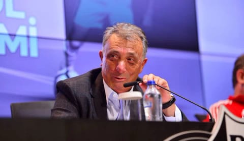 Ahmet Nur Çebi'den Mustafa Cengiz'e; "Nereden buluyorsunuz bilmiyorum ama..."
