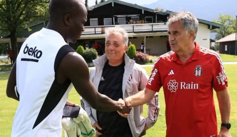 Ahmet Nur Çebi'den transfer açıklaması!