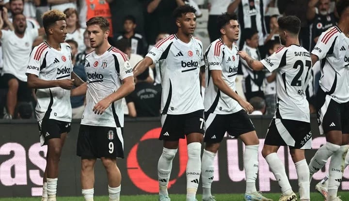 Ajax maçı öncesi Hollanda basınından Beşiktaş’a yakın takip!