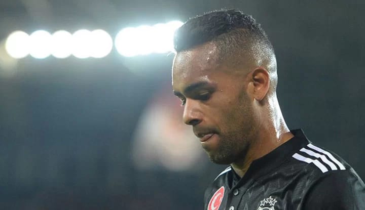 Alex Teixeira, Beşiktaş'a veda etti!