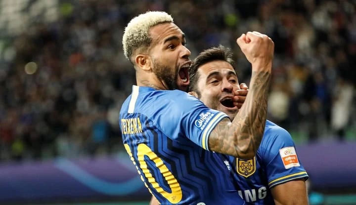 Alex Teixeira'dan flaş hamle! Yollarını ayırma noktasına geldi!