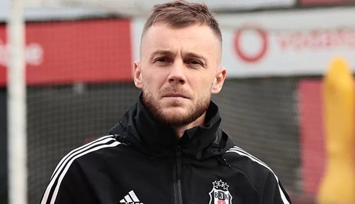 Alexandru Maxim'den derbi ve transfer açıklaması! "Beşiktaş benim kalmamı isterse seve seve kalmayı isterim"
