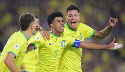 Andrey Santos transferinde bir rakip daha!