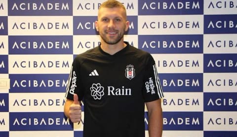 Ante Rebic sağlık kontrolünden geçti!
