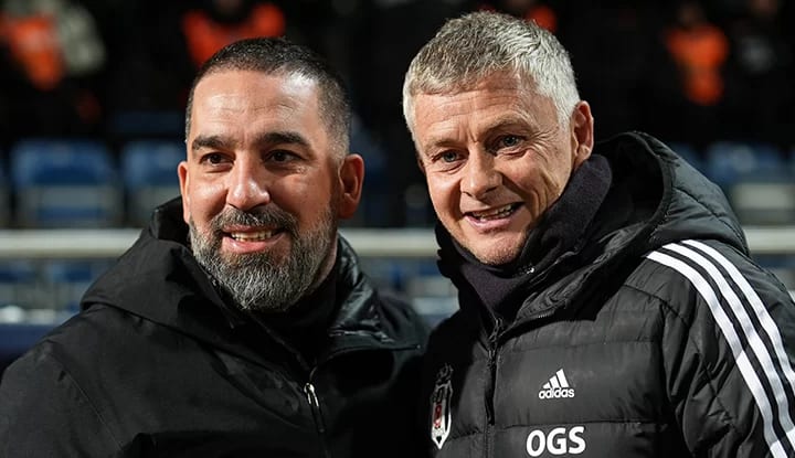 Arda Turan: Türkiye'nin en büyük camialarından birisiyle oynadık