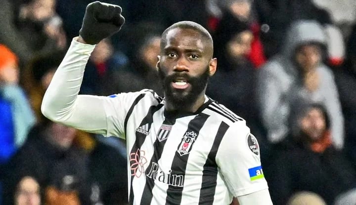 Arthur Masuakau'nun sadece 3 maçı kaldı!